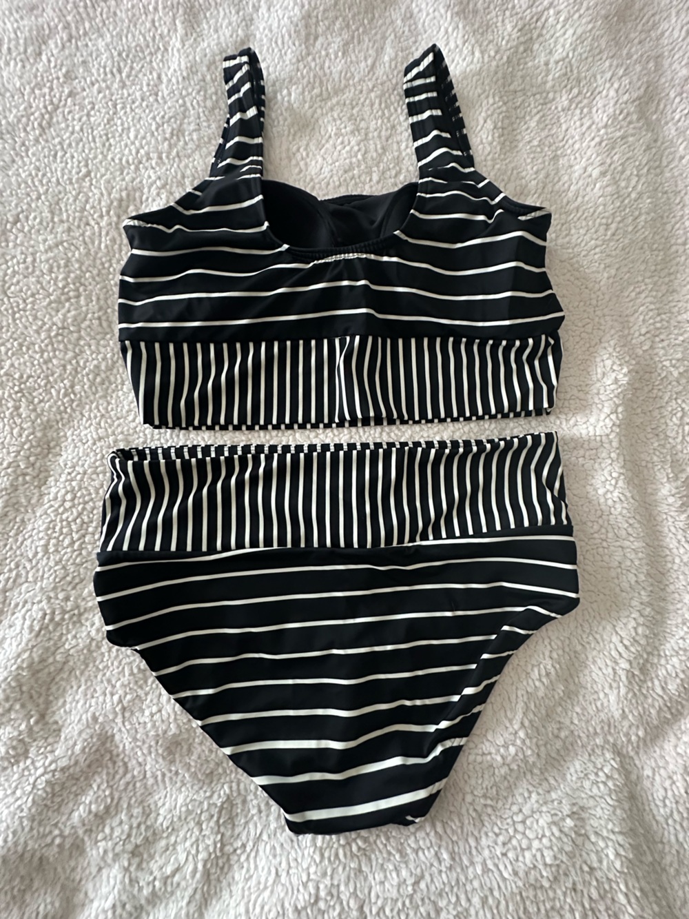 Lands End 2 Piece Bathing Suit - Picture 5 of 7